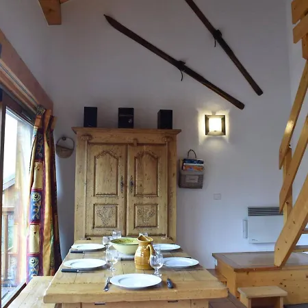 2 Pieces Mezzanine, 6 Pers, Centre Meribel, Proche Pistes Et Commerces - Fr-1-180-364 *
