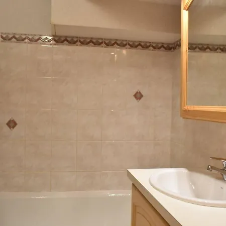 Apartment 2 Pieces Mezzanine, 6 Pers, Centre Meribel, Proche Pistes Et Commerces - Fr-1-180-364 *