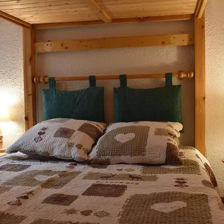 2 Pieces Mezzanine, 6 Pers, Centre Meribel, Proche Pistes Et Commerces - Fr-1-180-364 * Les Allues